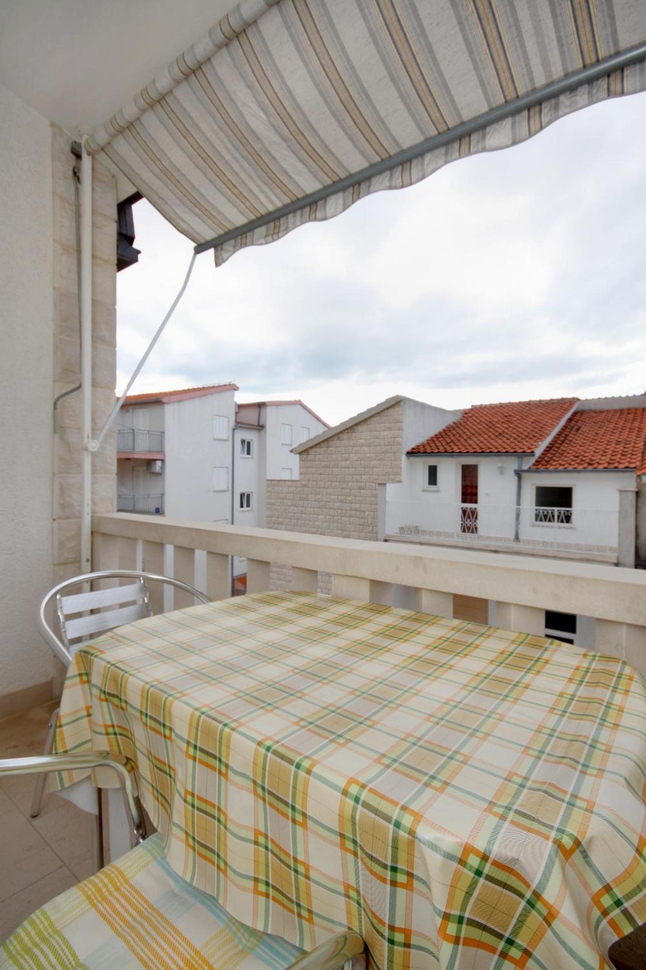 Apartments By The Sea Duce, Omis - 5973 Εξωτερικό φωτογραφία