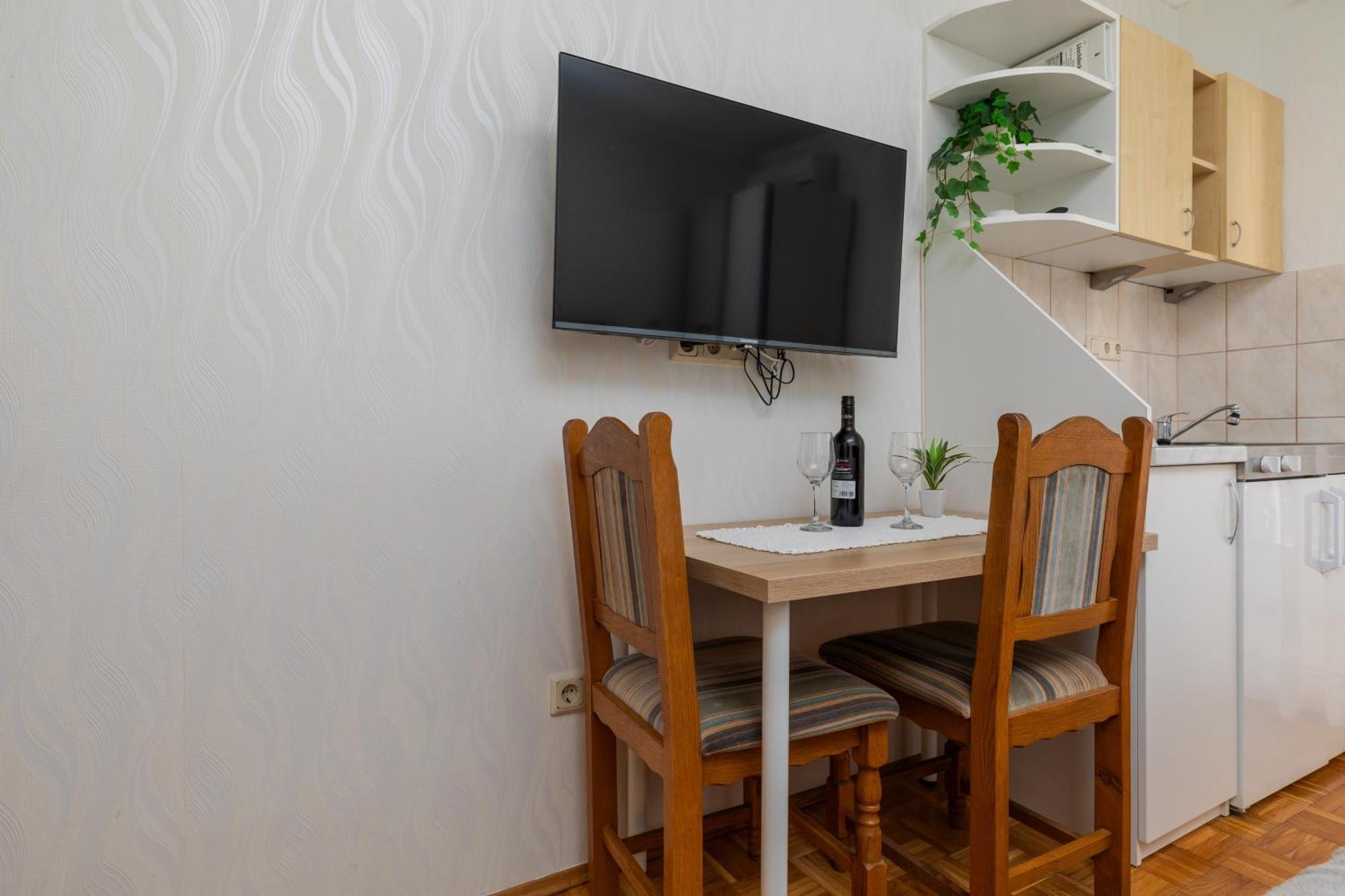 Apartments By The Sea Duce, Omis - 5973 Εξωτερικό φωτογραφία