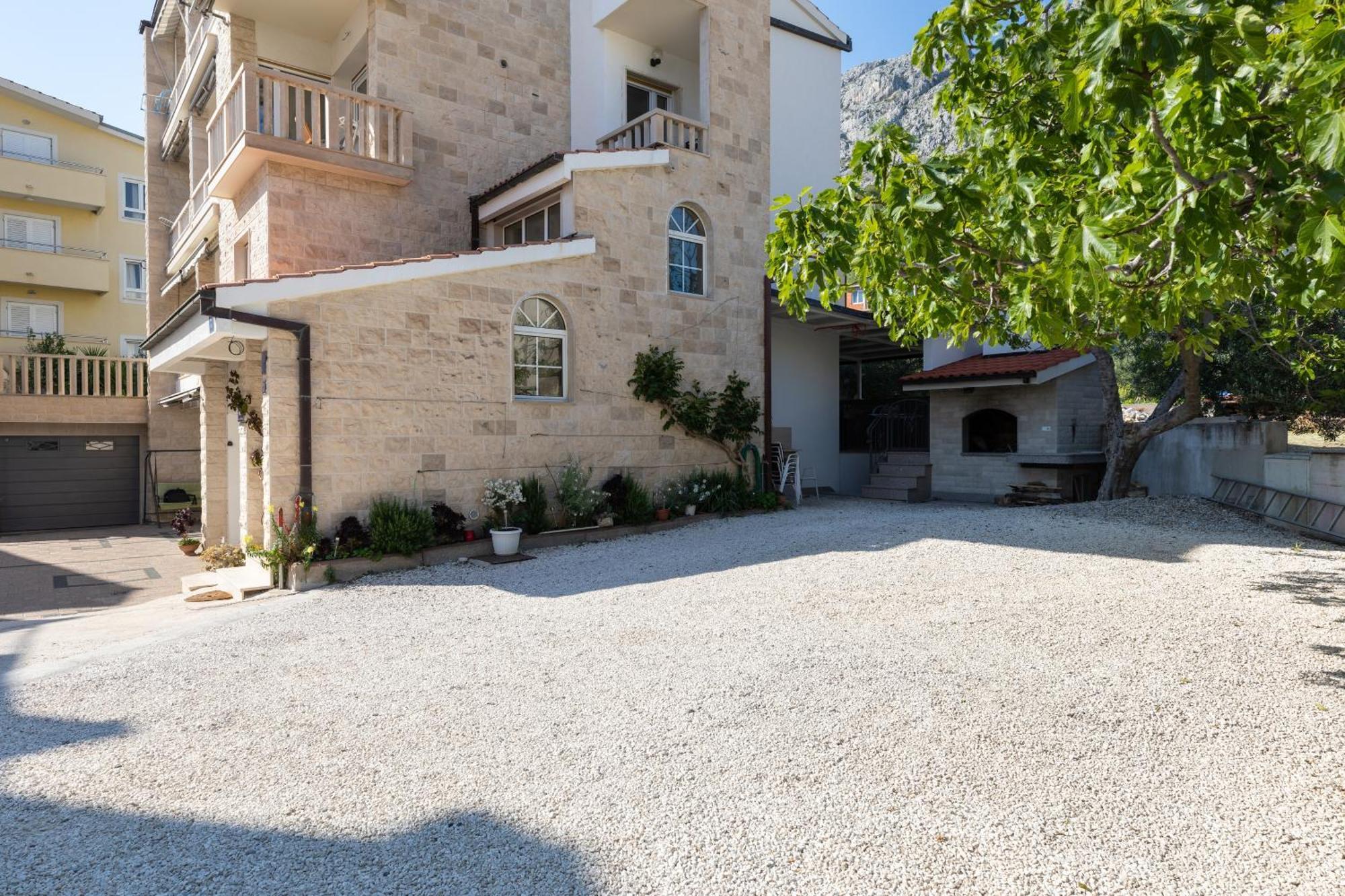 Apartments By The Sea Duce, Omis - 5973 Εξωτερικό φωτογραφία