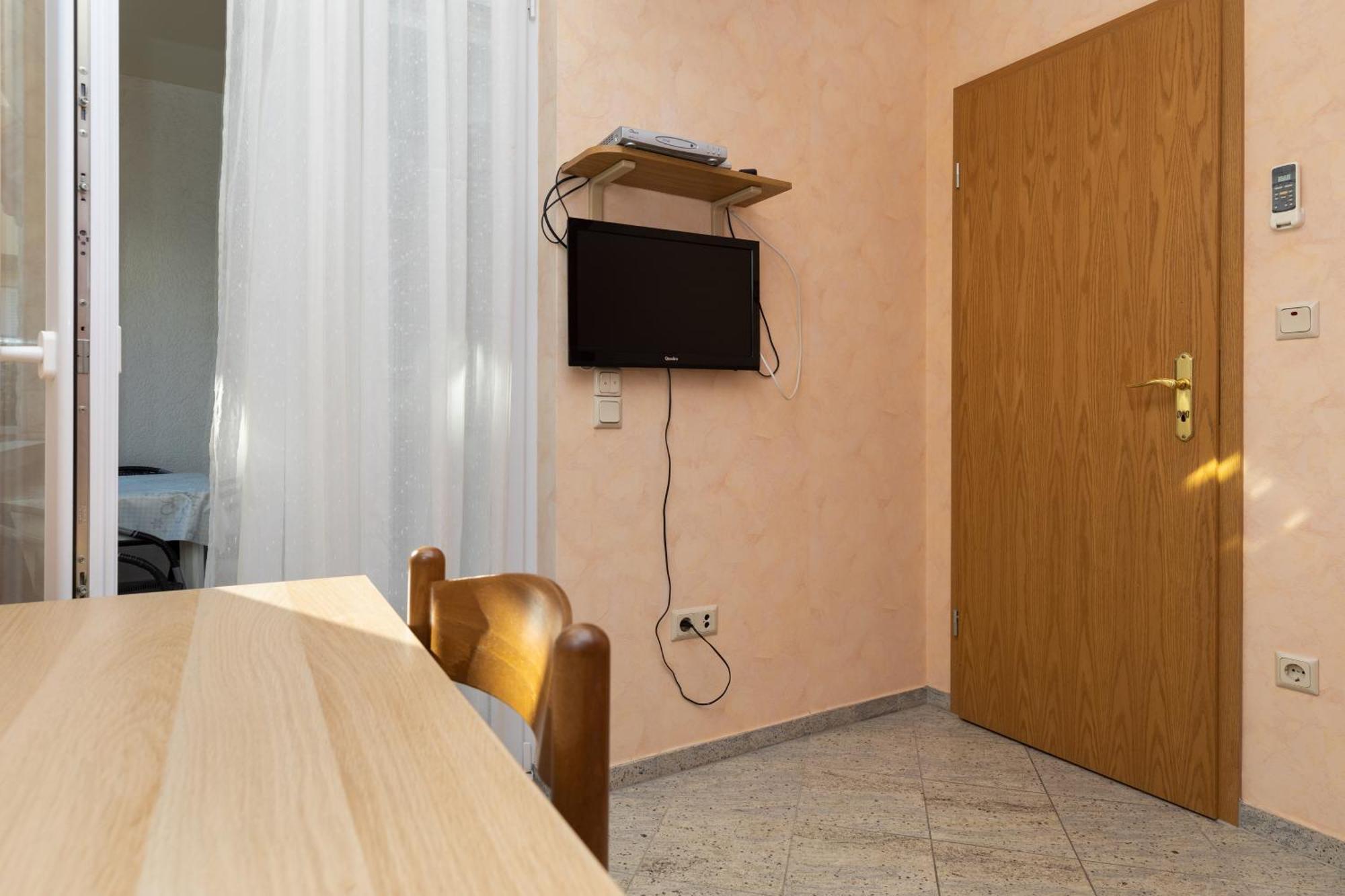 Apartments By The Sea Duce, Omis - 5973 Δωμάτιο φωτογραφία