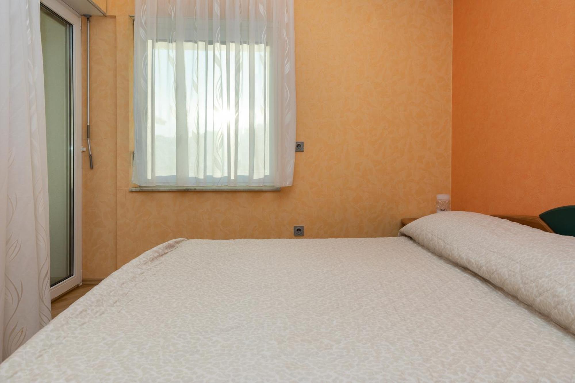 Apartments By The Sea Duce, Omis - 5973 Δωμάτιο φωτογραφία